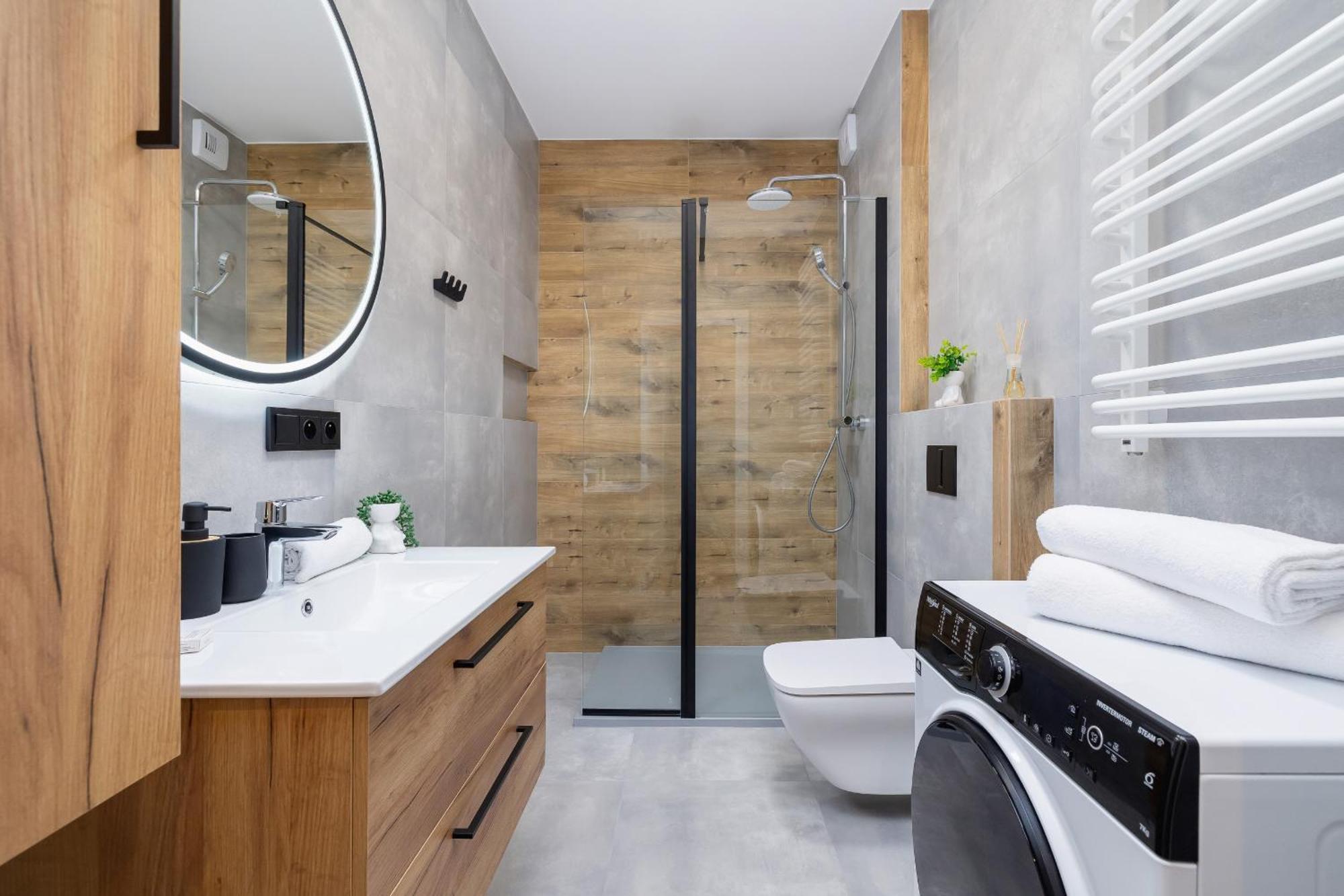 Kielkowskiego Modern & Comfy With Balcony Cracow By Renters Apartment