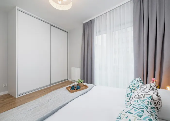 Kielkowskiego Modern & Comfy Apartment With Balcony Cracow By Noclegi Renters