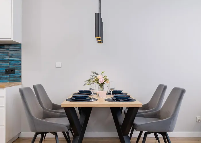 Kielkowskiego Modern & Comfy Apartment With Balcony Cracow By Noclegi Renters